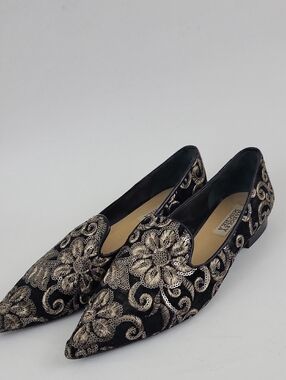 Badgley Mischka Black Velvet Embroidered Pointed Flats Loafers Women's Size 9